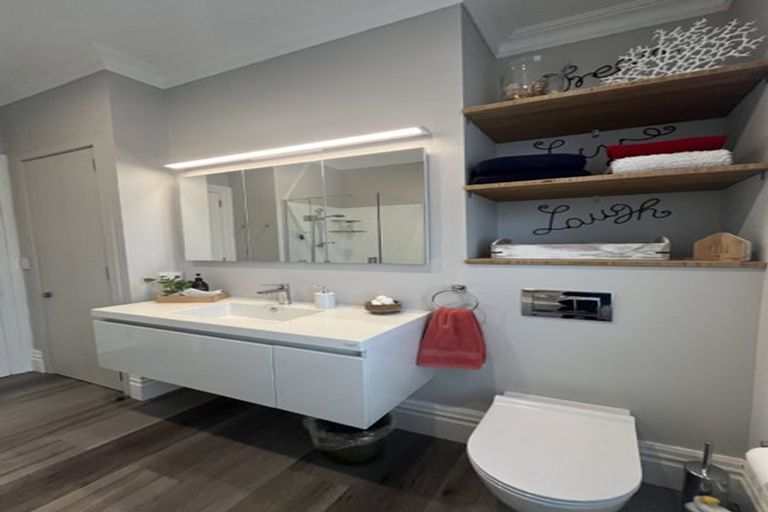 Photo of property in 23 Aurora Street, Petone, Lower Hutt, 5012