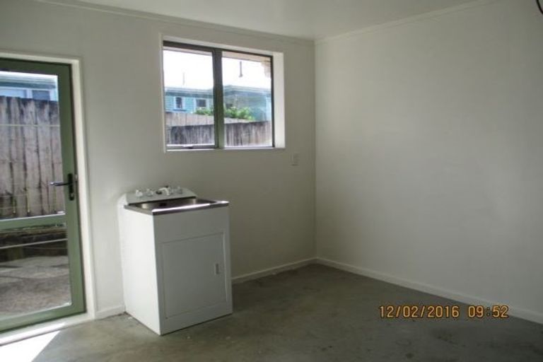 Photo of property in 9a Margarita Rise, Pukekohe, 2120