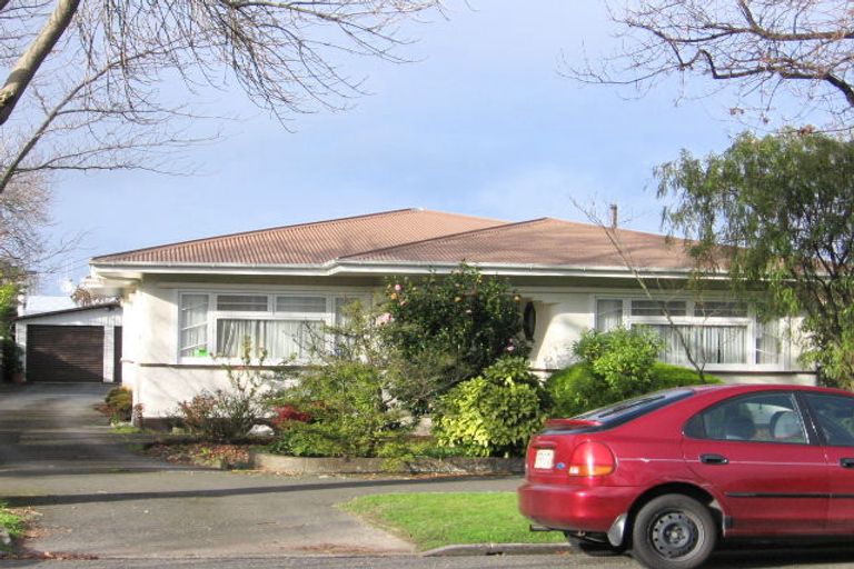 Photo of property in 72 Argyle Avenue, Takaro, Palmerston North, 4410