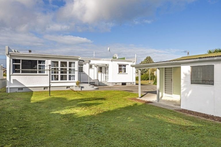 Photo of property in 11 Cook Street, Te Hapara, Gisborne, 4010