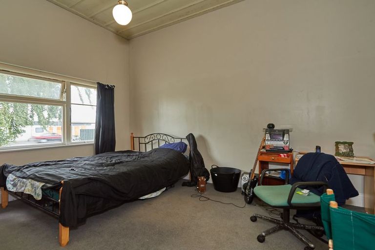 Photo of property in 82 Russell Street, Palmerston North, 4414
