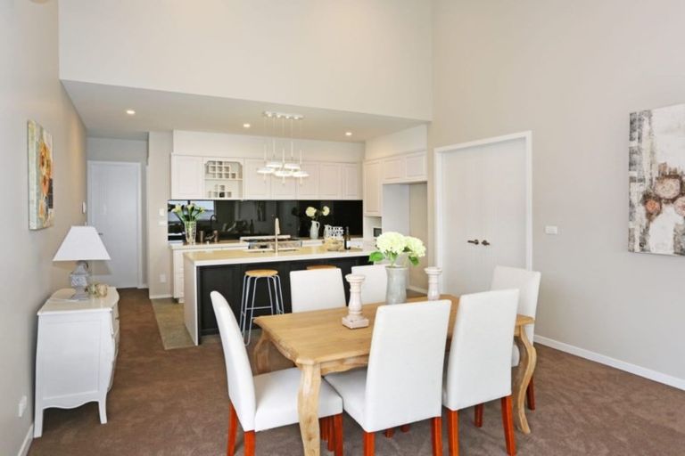 Photo of property in 16 Knoll Rise, Pukekohe, 2120