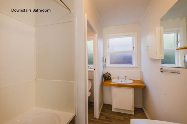 Photo of property in 19 Mahana Road, Paraparaumu Beach, Paraparaumu, 5032