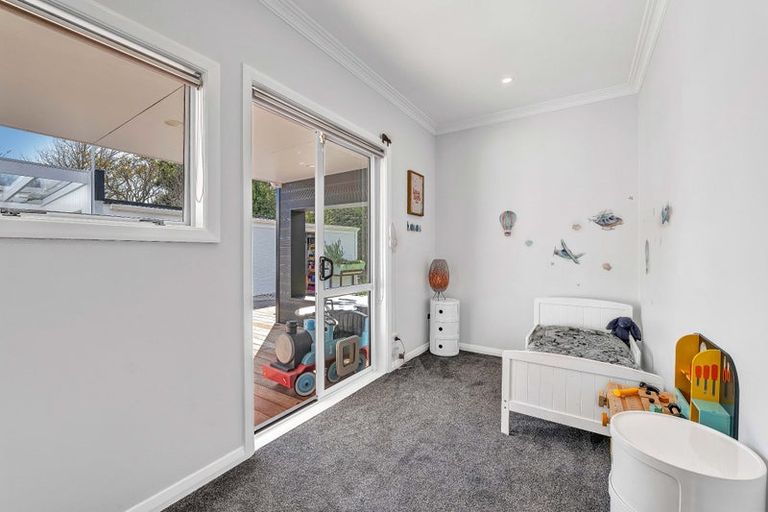 Photo of property in 113 Govett Avenue, Frankleigh Park, New Plymouth, 4310