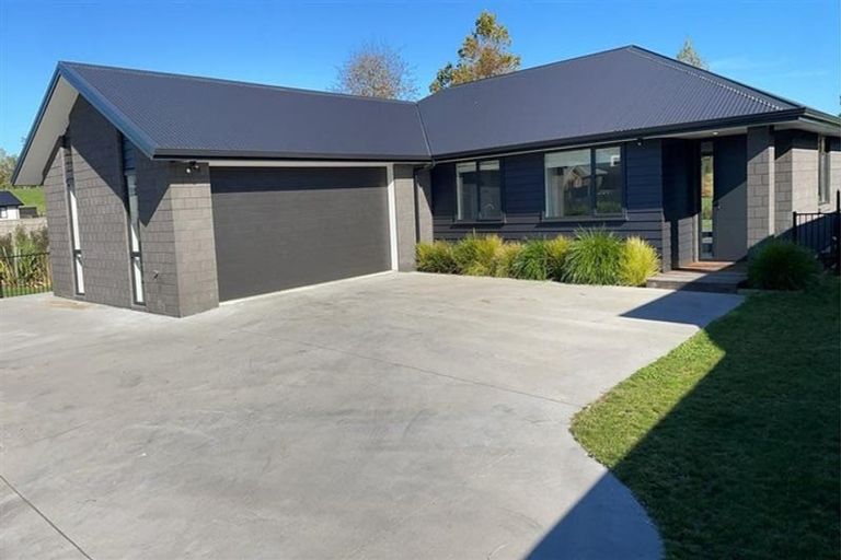 Photo of property in 1 Pahautea Lane, Kihikihi, Te Awamutu, 3800