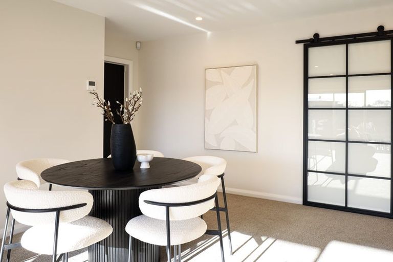 Photo of property in 3 Mangatainoka Lane, Awapuni, Palmerston North, 4412