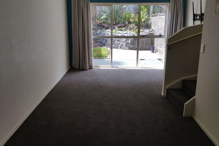 Photo of property in 2/206 Manuka Road, Bayview, Auckland, 0629