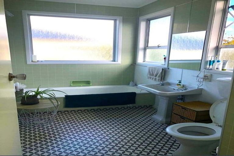 Photo of property in 48 Overtoun Terrace, Hataitai, Wellington, 6021