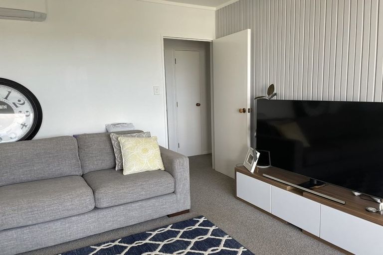 Photo of property in 16f1 Orissa Crescent, Broadmeadows, Wellington, 6035