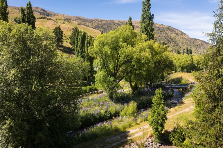 Photo of property in 2347 Cardrona Valley Road, Cardrona, Wanaka, 9382