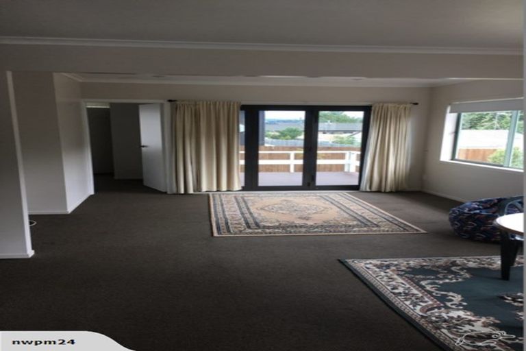 Photo of property in 4 Second Avenue, Glenbrook, Waiuku, 2681
