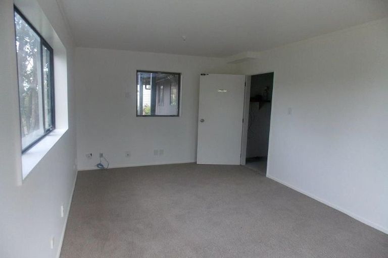 Photo of property in 156 Conclusion Street, Ascot Park, Porirua, 5024