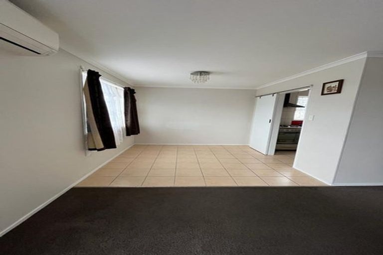 Photo of property in 1/17 Charntay Avenue, Clover Park, Auckland, 2019