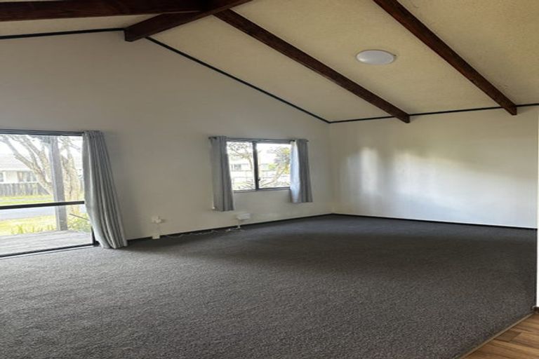 Photo of property in 4 Armitage Place, Tuakau, 2121