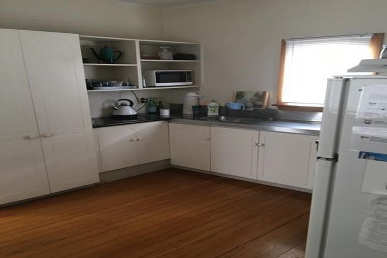 Photo of property in 12 Simeon Street, Spreydon, Christchurch, 8024