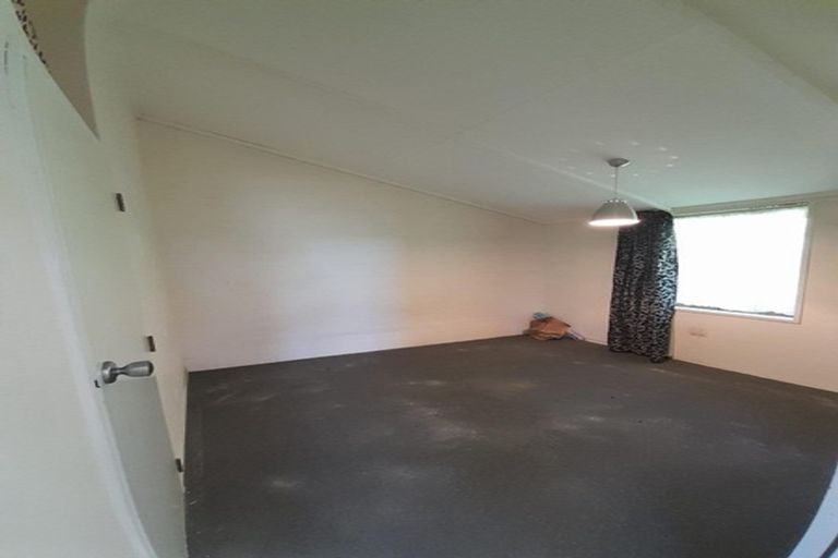 Photo of property in 32a Dunk Place, Milson, Palmerston North, 4414