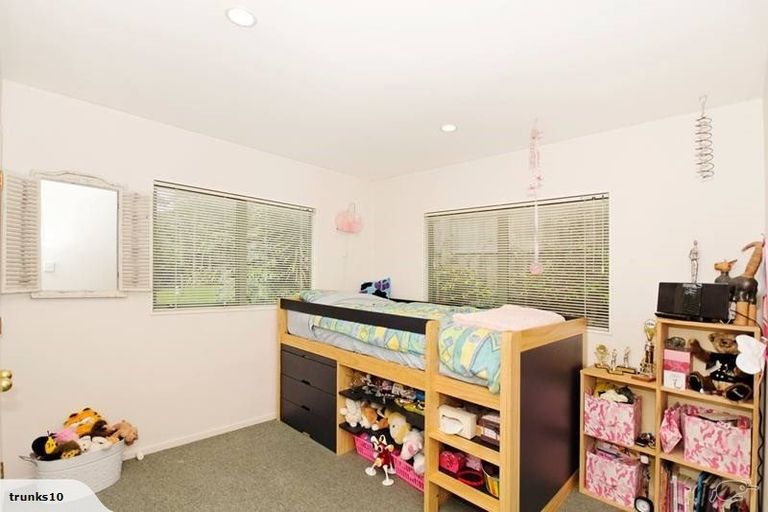 Photo of property in 151e Colwill Road, Massey, Auckland, 0614