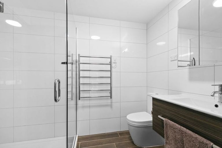 Photo of property in Frame Apartments, 702/111u Molesworth Street, Thorndon, Wellington, 6011