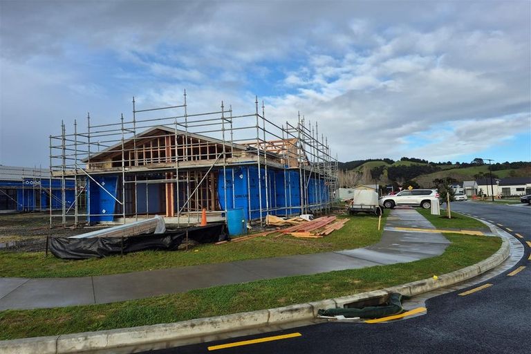 Photo of property in 3 Mataikokako Loop, Kawakawa Bay, 2585