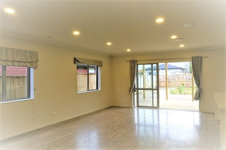 Photo of property in 8 Fong Road, Flat Bush, Auckland, 2019
