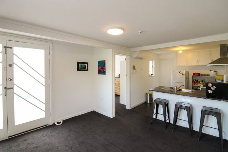 Photo of property in 18 Tamar Street, Island Bay, Wellington, 6023