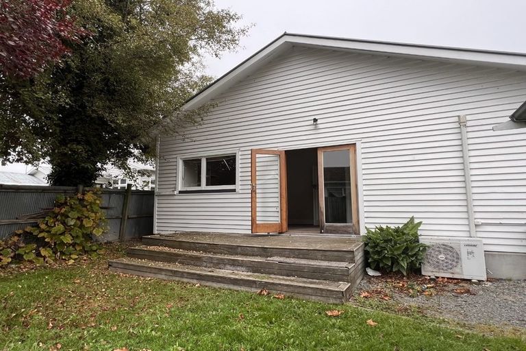 Photo of property in 60 Division Street, Riccarton, Christchurch, 8041