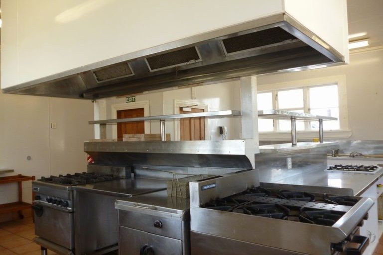 Photo of property in 6 Princes Street, Hawera, 4610