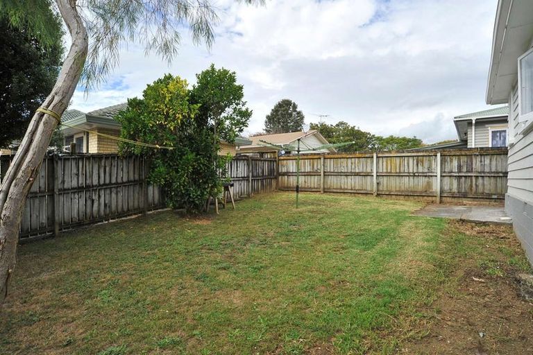 Photo of property in 1/24 Churchill Avenue, Manurewa, Auckland, 2102