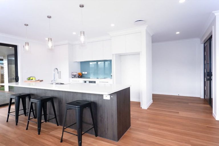 Photo of property in 35 Admiralty Drive, Haruru, 0204