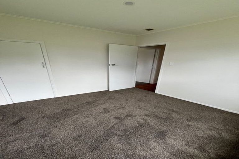 Photo of property in 112 Cargill Street, Papakura, 2110