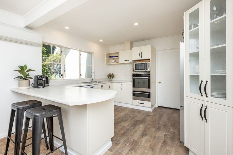 Photo of property in 6 Reynolds Road, Havelock North, 4130