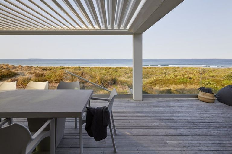 Photo of property in 241b Oceanbeach Road, Mount Maunganui, 3116