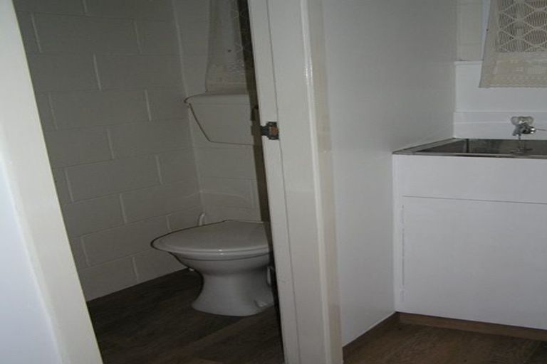 Photo of property in 15u1 Coates Street, Hamilton East, Hamilton, 3216