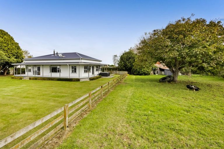 Photo of property in 14 Weld Street, Normanby, Hawera, 4614
