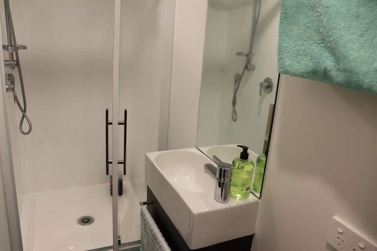 Photo of property in 24u9 Princess Terrace, Newtown, Wellington, 6021