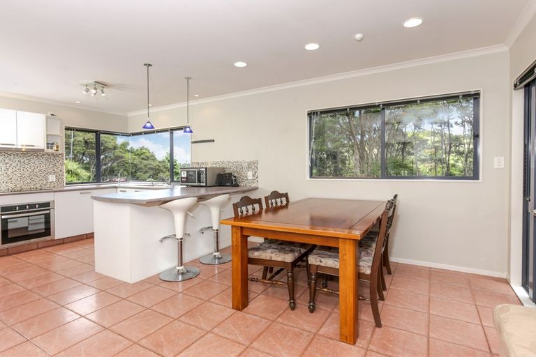 Photo of property in 354 Huia Road, Titirangi, Auckland, 0604