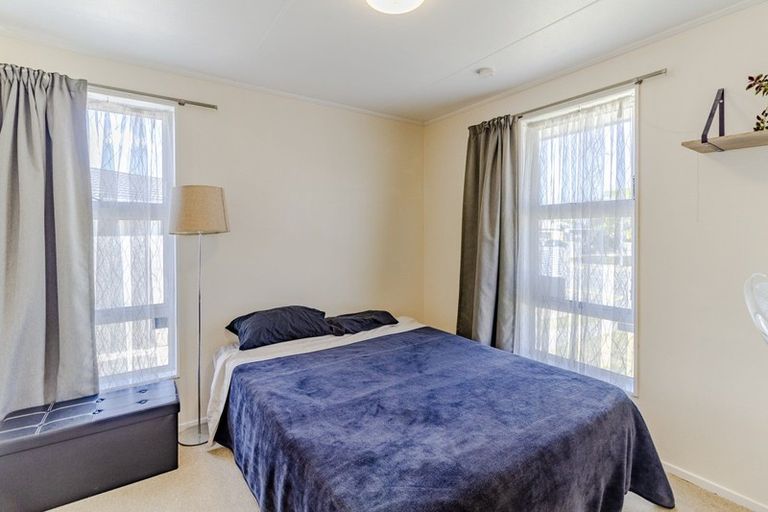 Photo of property in 12 Glamorgan Avenue, Tamatea, Napier, 4112