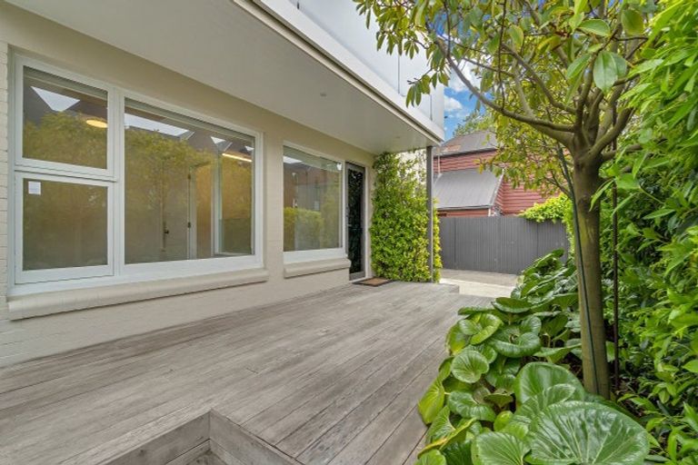 Photo of property in 46 Kilmore Street, Christchurch Central, Christchurch, 8013