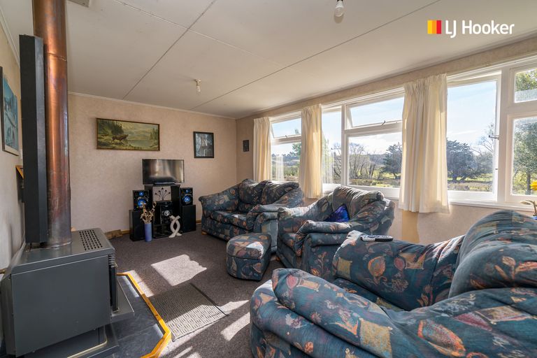 Photo of property in 443-445 Palmerston-waikouaiti Road, Flag Swamp, Waikouaiti, 9472