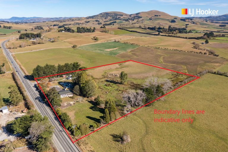 Photo of property in 443-445 Palmerston-waikouaiti Road, Flag Swamp, Waikouaiti, 9472