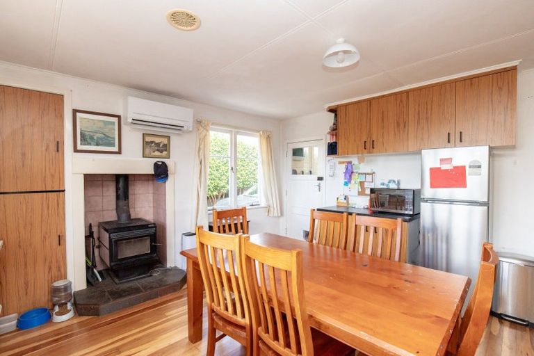 Photo of property in 33 Hayward Road, Ngatea, 3503