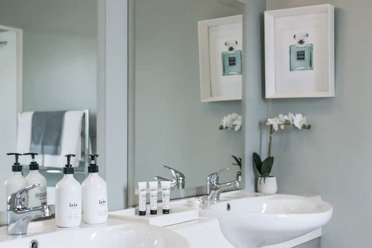 Photo of property in 5 Winsley Terrace, Churton Park, Wellington, 6037