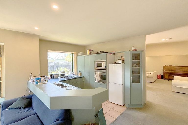 Photo of property in 136 Innes Road, St Albans, Christchurch, 8052