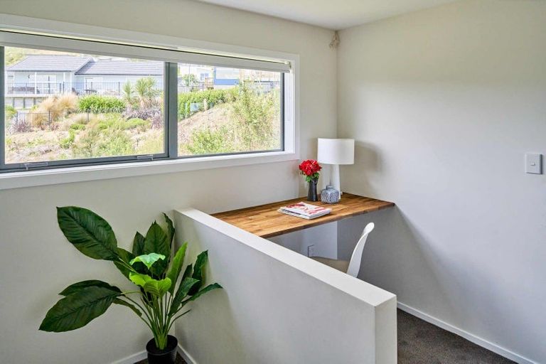 Photo of property in 11a Polestar Lane, Whitby, Porirua, 5024