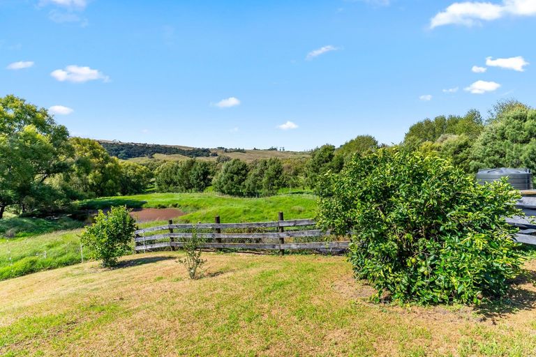 Photo of property in 27 Waterview Crescent, Kaiwaka, 0573