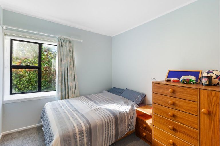 Photo of property in 105 Rua Avenue, Waitarere Beach, Levin, 5510