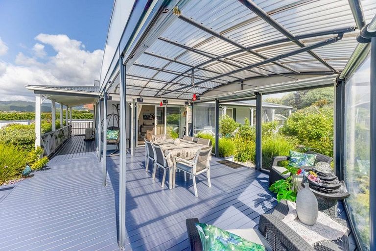 Photo of property in 260 Manly Street, Paraparaumu Beach, Paraparaumu, 5032