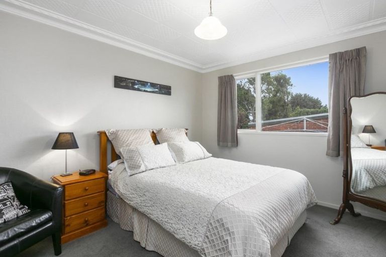 Photo of property in 42 Glendevon Place, Vauxhall, Dunedin, 9013