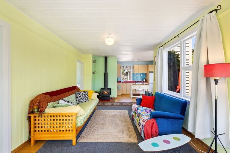 Photo of property in 43 Tovey Street, New Brighton, Christchurch, 8061