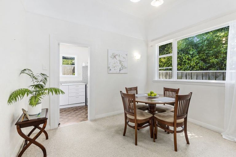 Photo of property in 240 Adelaide Road, Newtown, Wellington, 6021